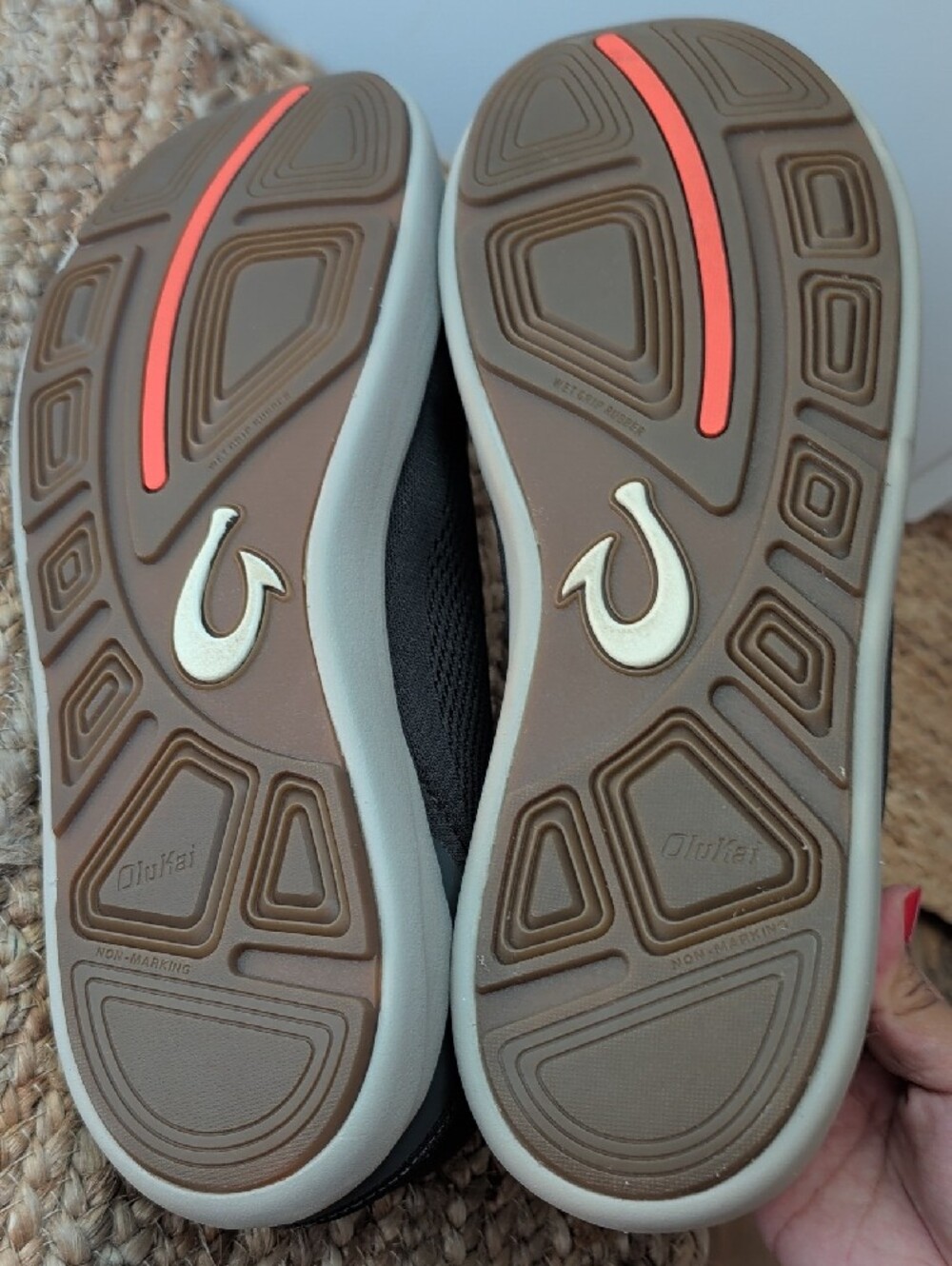 OluKai Men's Gray Mesh Moku Pa'e Sneakers with Orange - Picture 11 of 11
